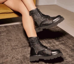 Negozio al dettaglio Cult -Negozio al dettaglio Cult 6 ec5a19b2 9f1a 4b1c 9c18 851e49e45362